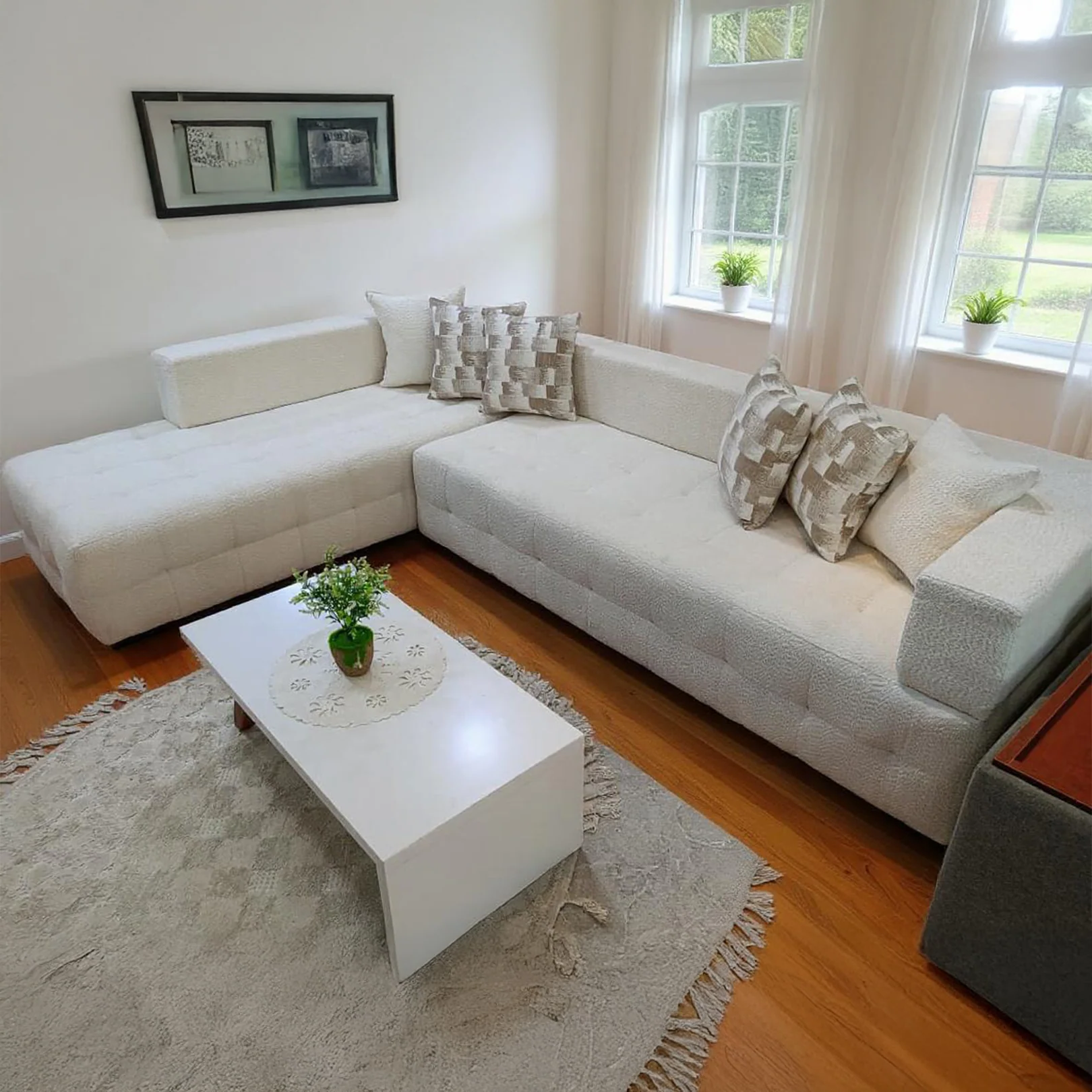 Off-White Corner Sofa - sz1103
