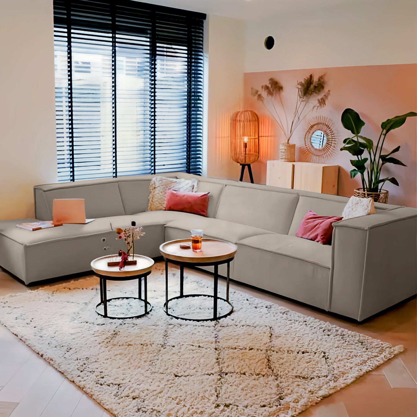 ركنة أوف وايت – sz63